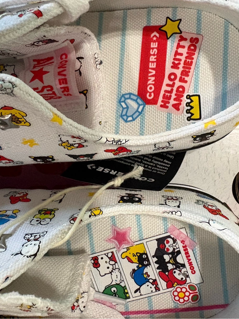 Converse x Hello Kitty Friends BFFS Chuck Taylor All Star Low Top Womens 7.5 NWT - Picture 4 of 6